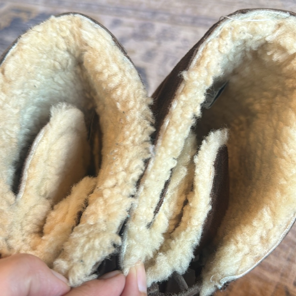 UGG Tularosa Boot - Picture 6 of 12
